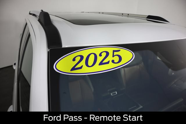 Used 2025 Ford Expedition Max King Ranch AWD/4WD image 12