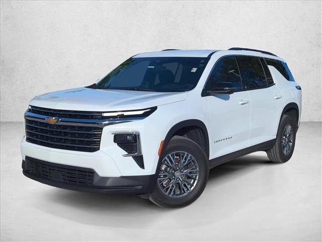 Used 2024 Chevrolet Traverse LT