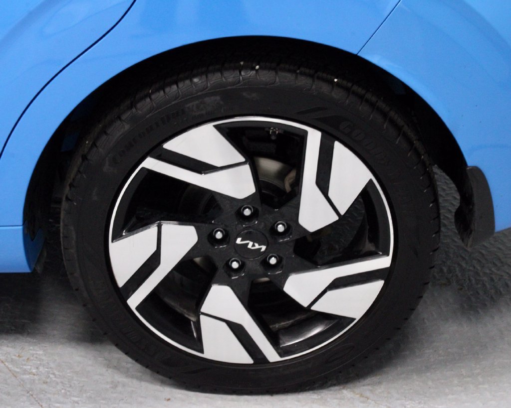 Used 2024 Kia Soul GT-Line FWD image 12