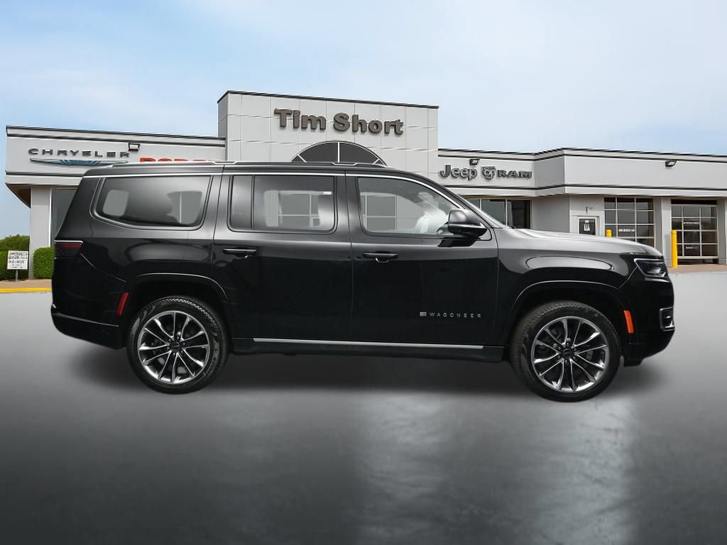Used 2025 Jeep Wagoneer Series III w/ Premium Group I AWD/4WD image 6