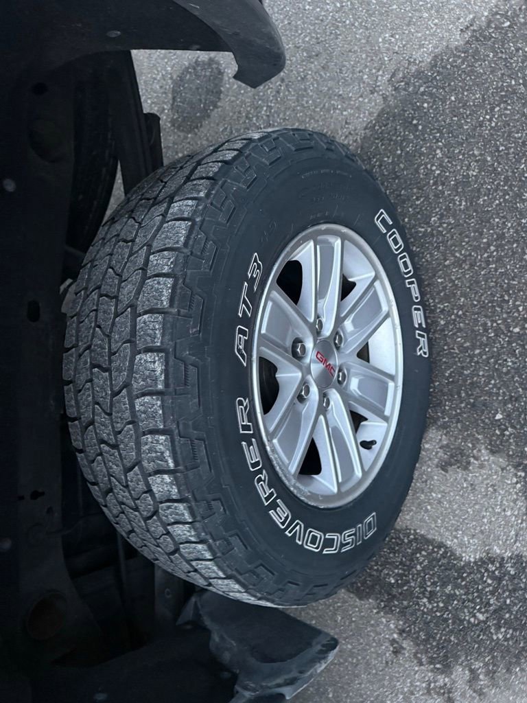 Used 2016 GMC Sierra 1500 SLE w/ SLE Value Package image 23