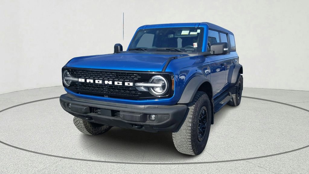 Used 2022 Ford Bronco Wildtrak image 3