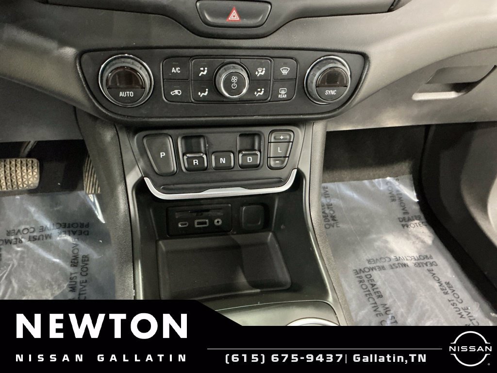 Used 2018 GMC Terrain SLT FWD image 11