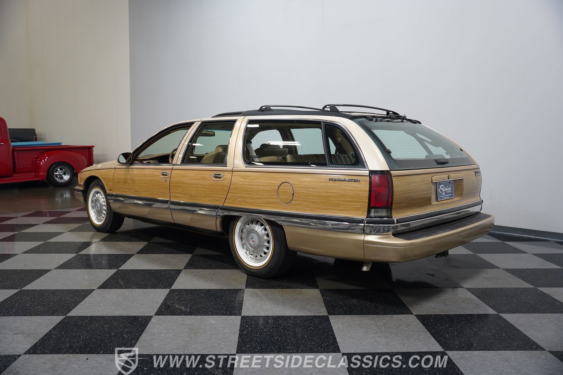 Used 1996 Buick Roadmaster Estate RWD image 10