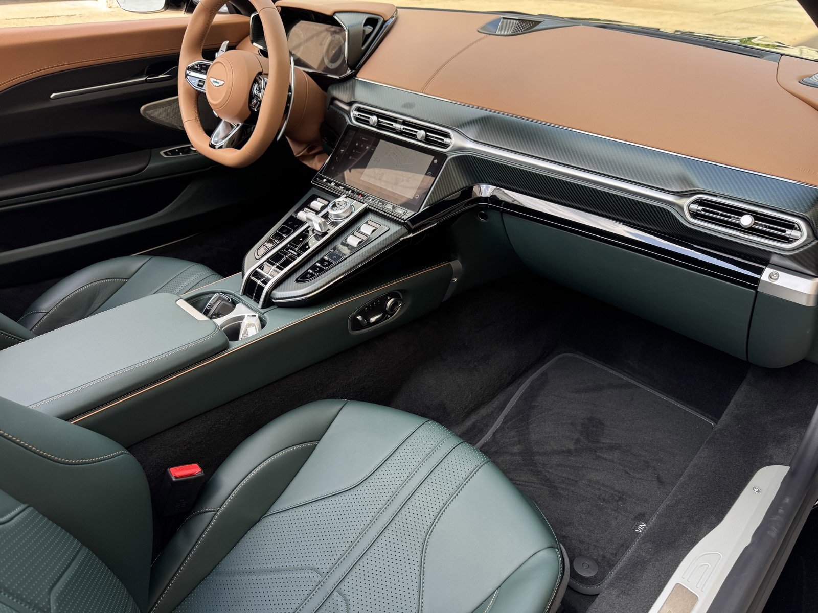 New 2026 Aston Martin V8 Vantage Coupe image 17