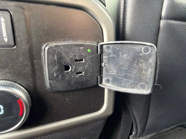 Used 2020 Ford Expedition XLT w/ Equipment Group 202A AWD/4WD image 22