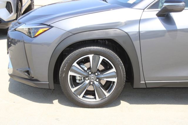 Certified 2025 Lexus UX 300h FWD image 4