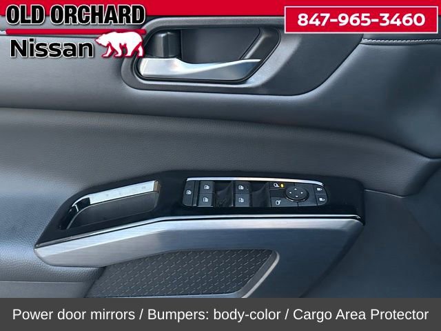 Used 2024 Nissan Pathfinder SL w/ Cargo Package image 10