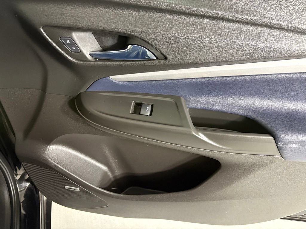 Used 2022 Chevrolet Bolt EUV Premier w/ Sun & Sound Package FWD image 15