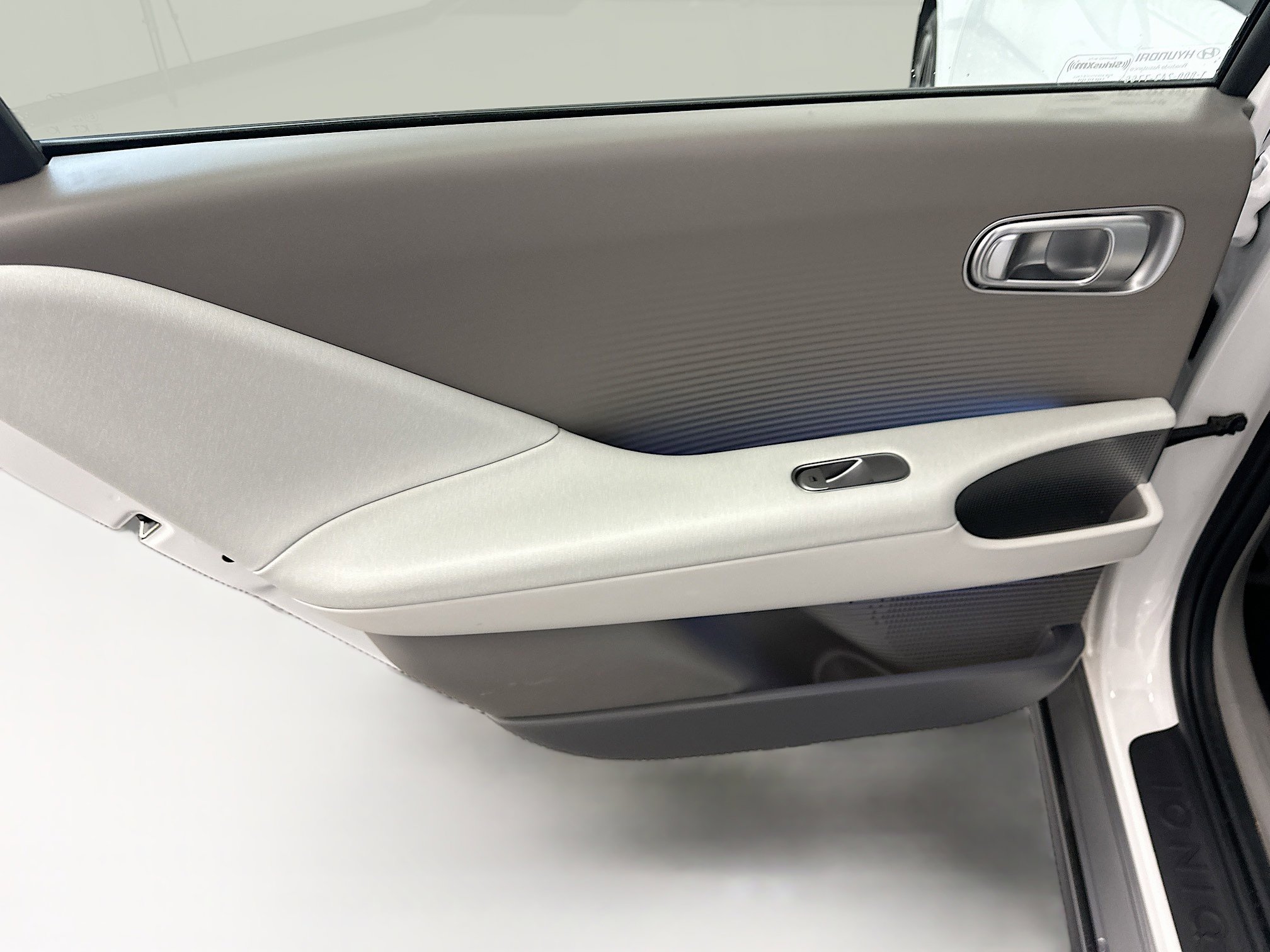 Used 2024 Hyundai Ioniq 6 SEL AWD/4WD image 27