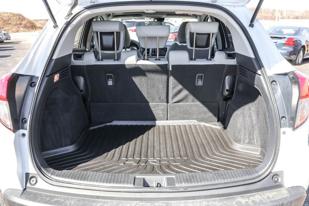 Used 2022 Honda HR-V EX image 31
