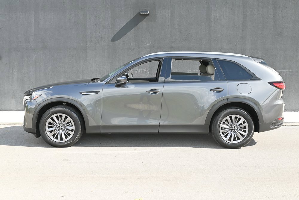 Certified 2025 MAZDA CX-90 3.3 Turbo w/ Preferred Package image 7