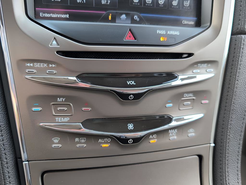 Used 2012 Lincoln MKX AWD image 25