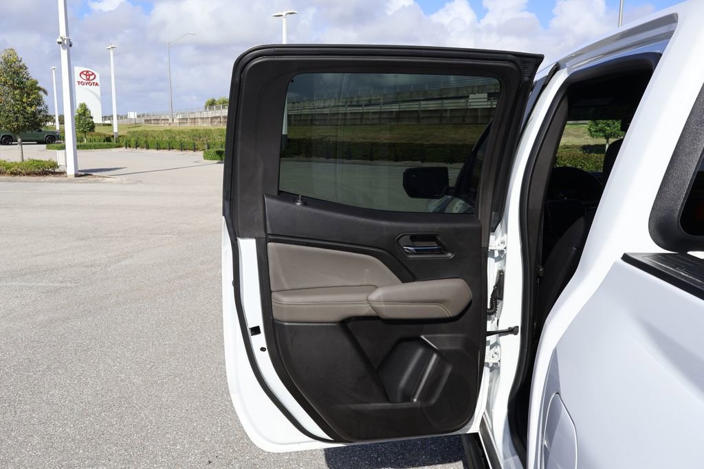 Used 2024 Chevrolet Colorado ZR2 w/ ZR2 Convenience Package III image 21