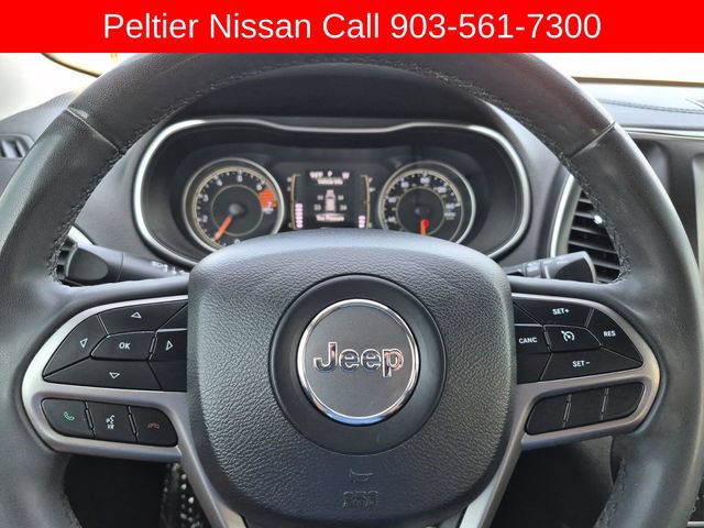 Used 2020 Jeep Cherokee Latitude Plus FWD image 27