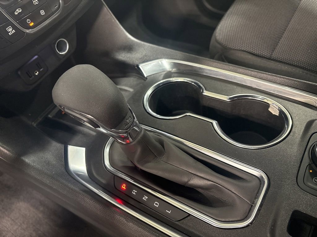 Used 2023 Chevrolet Traverse LT image 18