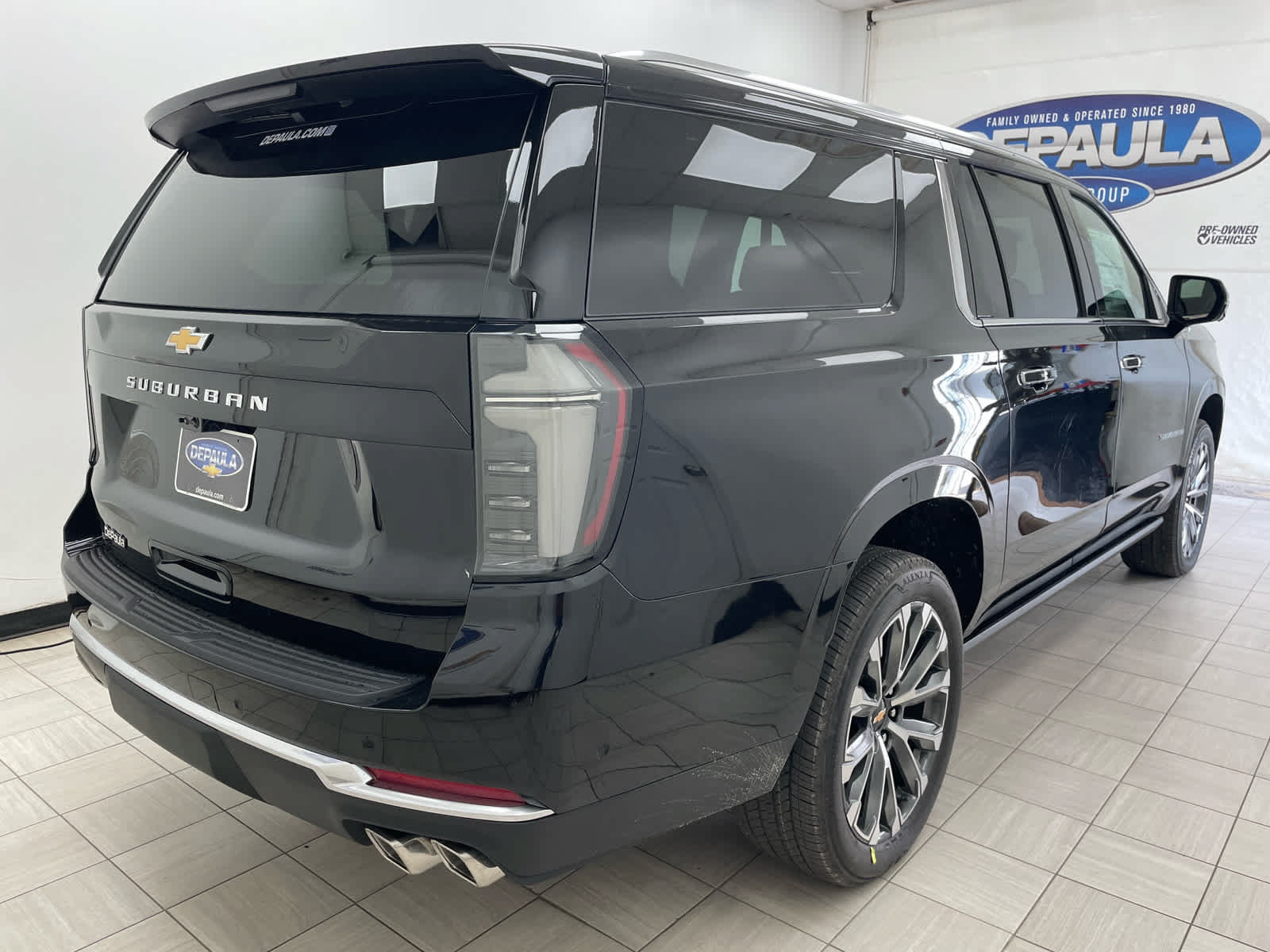 New 2026 Chevrolet Suburban High Country AWD/4WD image 23