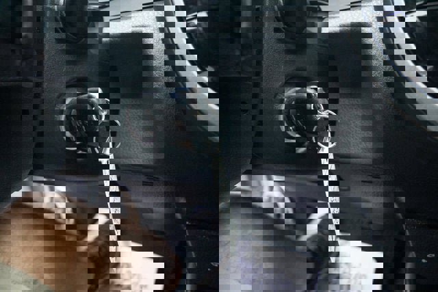 Used 2023 Toyota Camry SE image 21