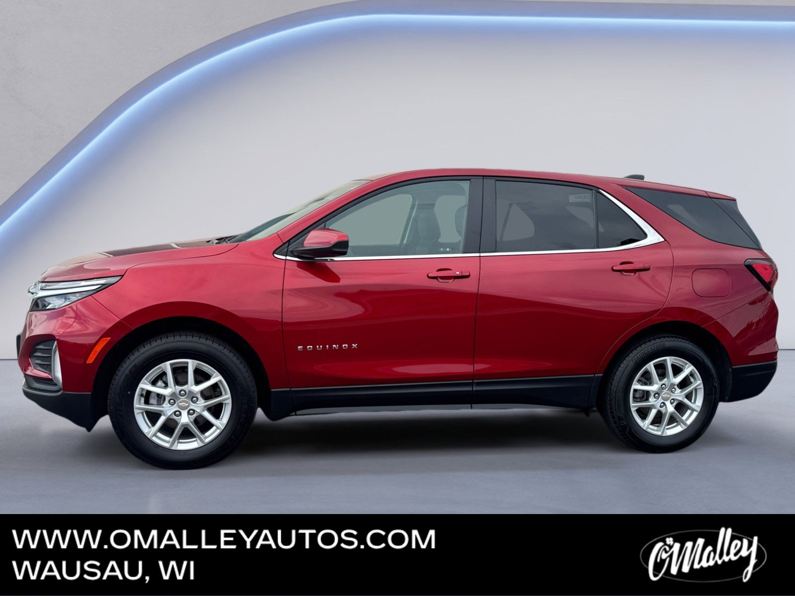 Used 2024 Chevrolet Equinox LT w/ LPO, Floor Liner Package AWD/4WD image 2
