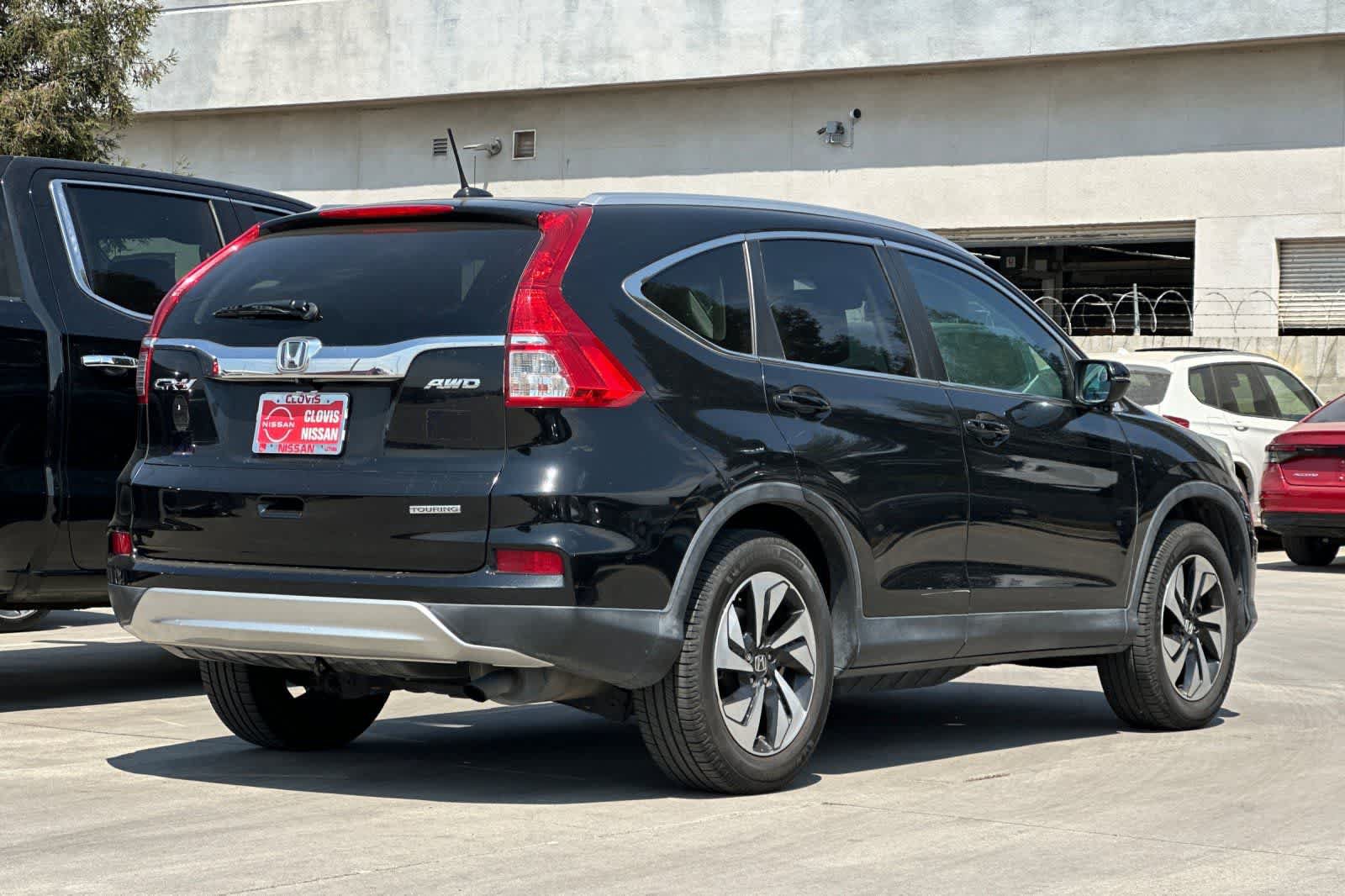 Used 2015 Honda CR-V Touring image 3