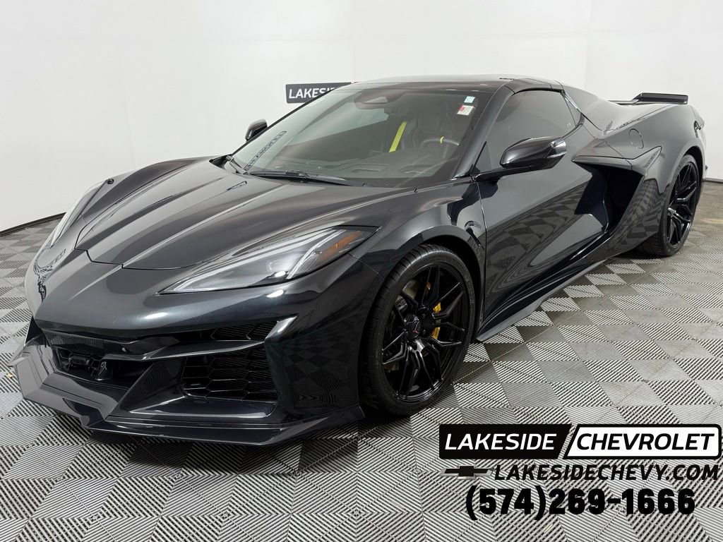 Used 2024 Chevrolet Corvette Z06 w/ Stealth Interior Trim Package video 1
