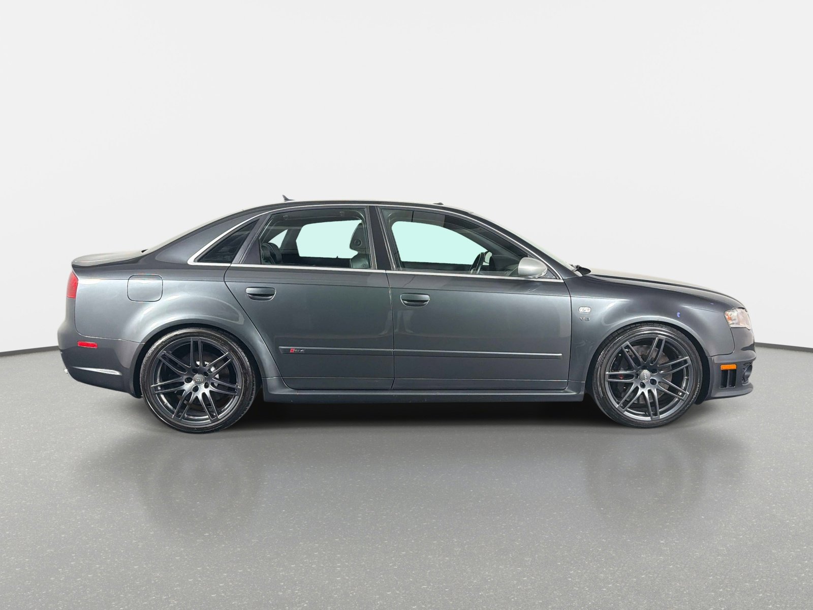 Used 2007 Audi RS 4 Sedan image 2