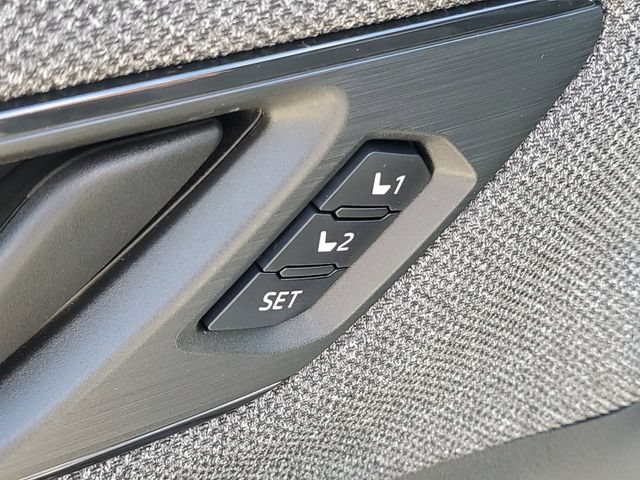 New 2026 Subaru Outback Limited AWD/4WD image 16