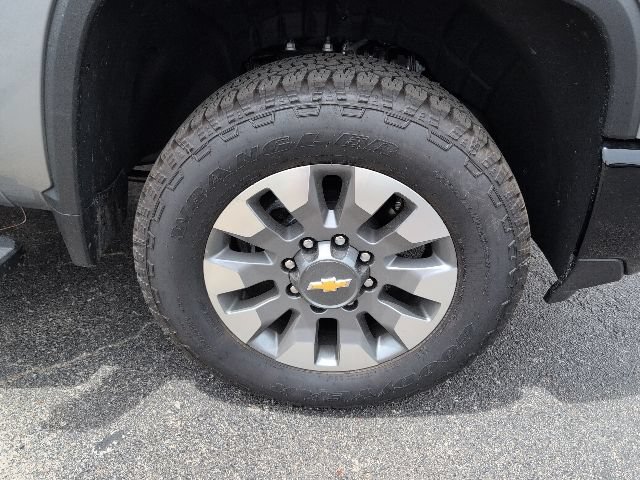 New 2026 Chevrolet Silverado 2500 Custom w/ Custom Value Package AWD/4WD image 3