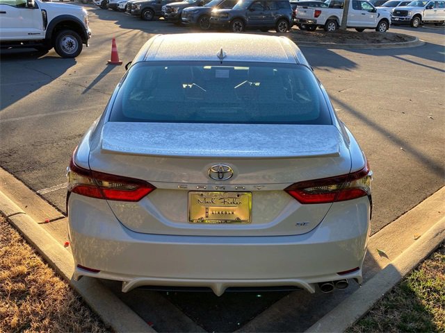 Used 2023 Toyota Camry SE image 30
