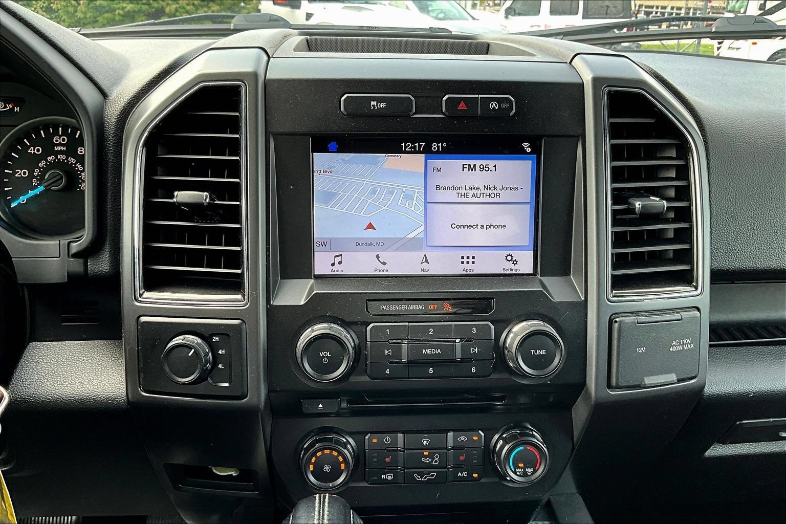 Used 2018 Ford F150 XLT w/ Equipment Group 302A Luxury AWD/4WD image 13