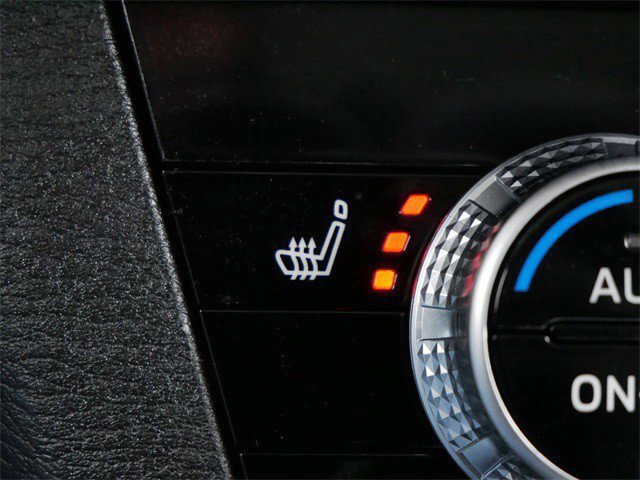 Used 2023 Mitsubishi Outlander SEL image 25