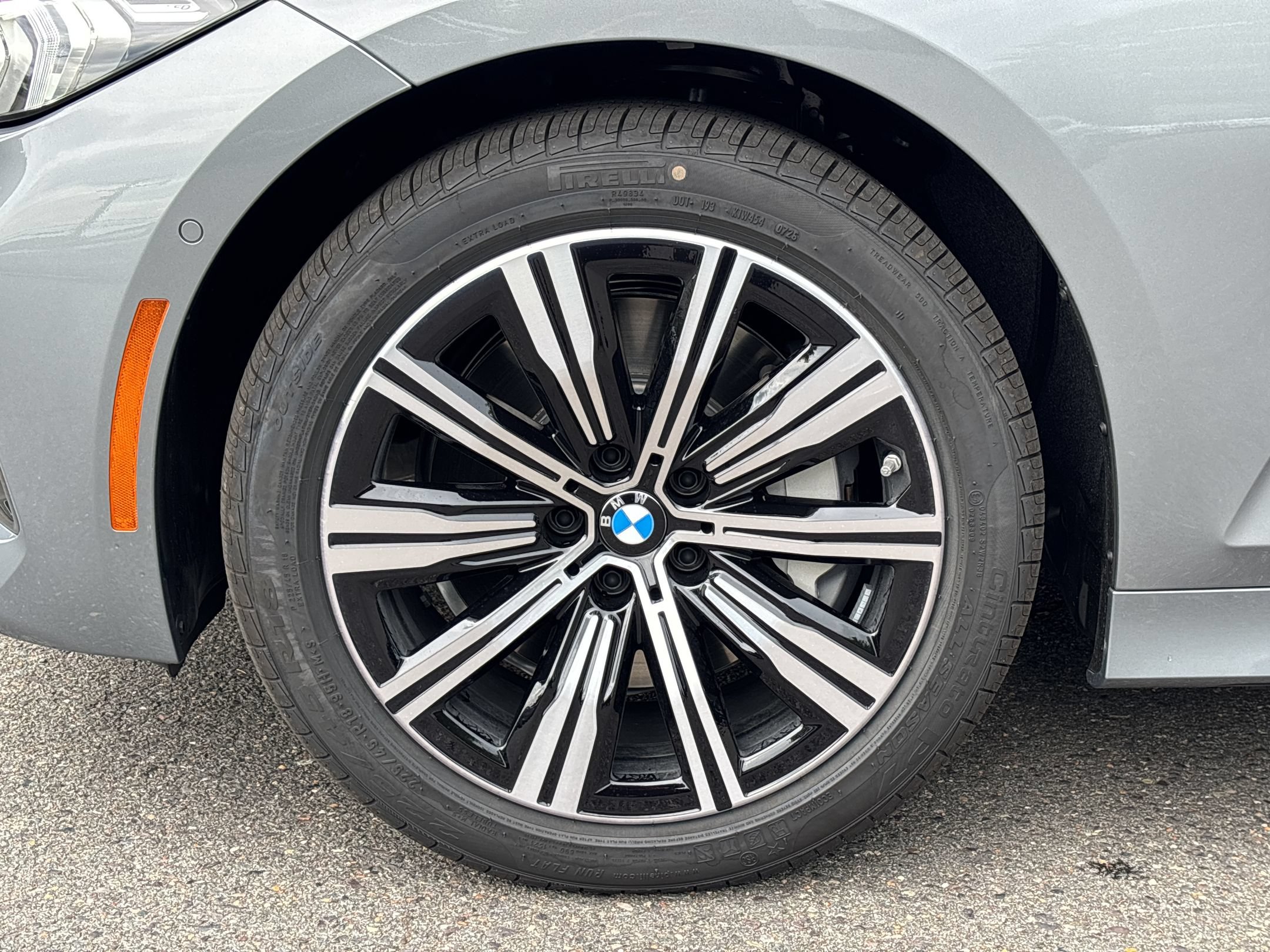 Used 2026 BMW 330i xDrive Sedan w/ Premium Package AWD/4WD image 12