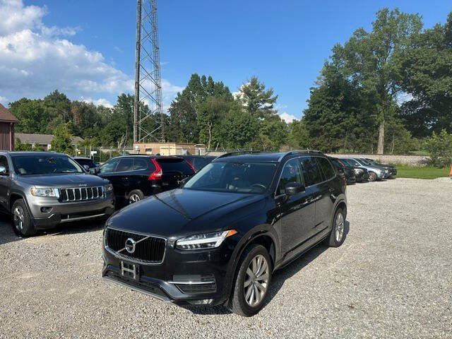 Used 2016 Volvo XC90 T6 Momentum w/ Momentum Plus Package