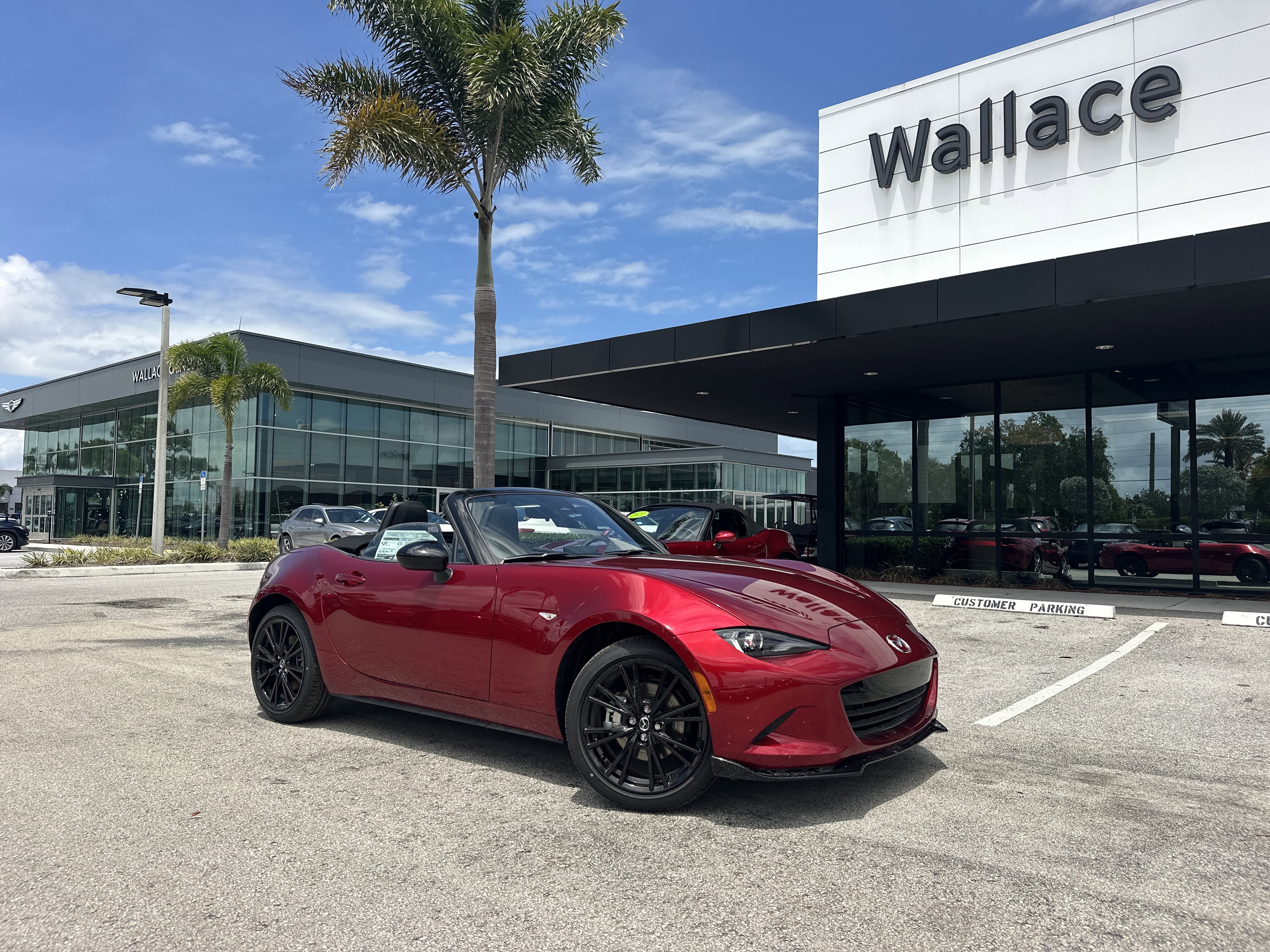 New 2026 MAZDA MX-5 Miata Club w/ Interior Package RWD image 1