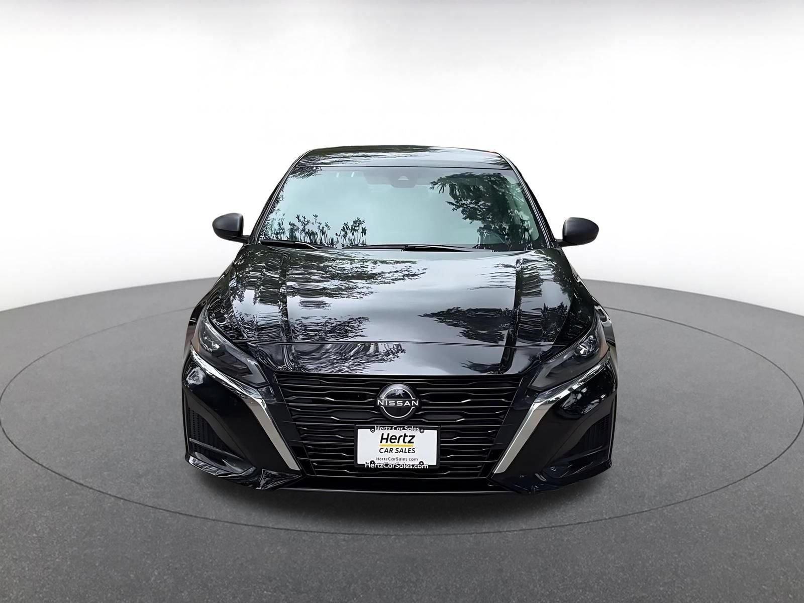 Used 2025 Nissan Altima 2.5 SV FWD image 4