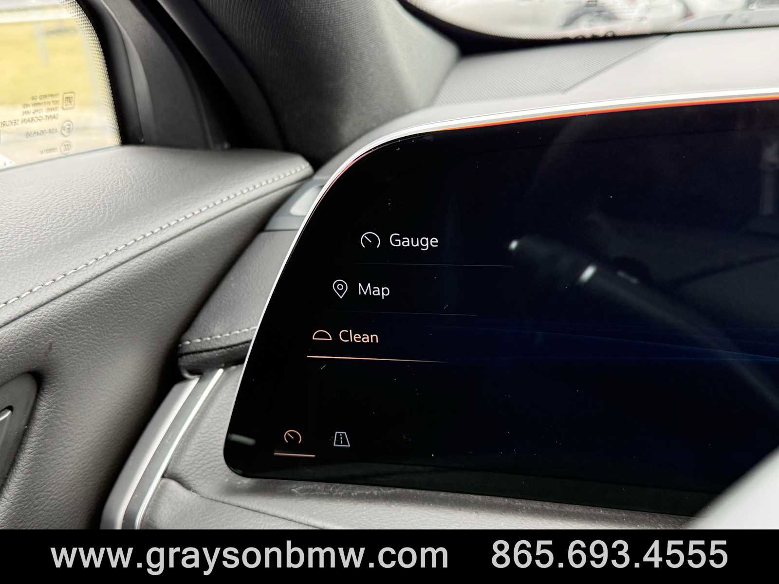 Used 2025 Cadillac XT4 Premium Luxury image 23