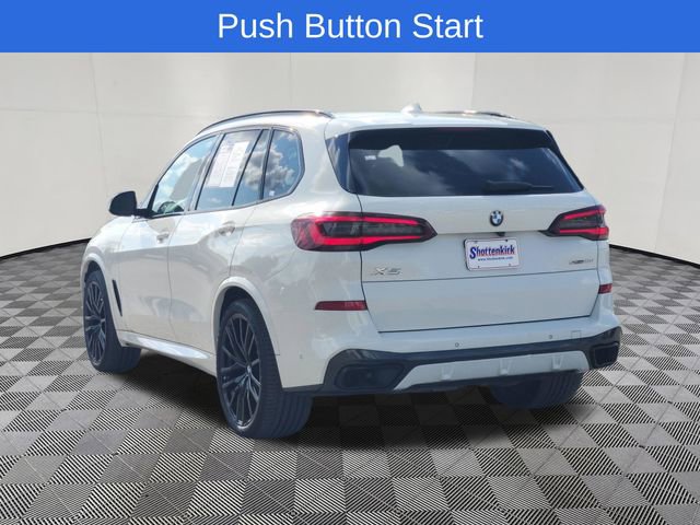 Used 2021 BMW X5 sDrive40i w/ M Sport Package RWD image 3