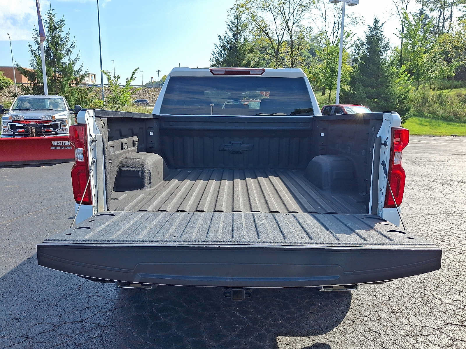 Used 2024 Chevrolet Silverado 1500 LT Trail Boss w/ Protection Package AWD/4WD image 27