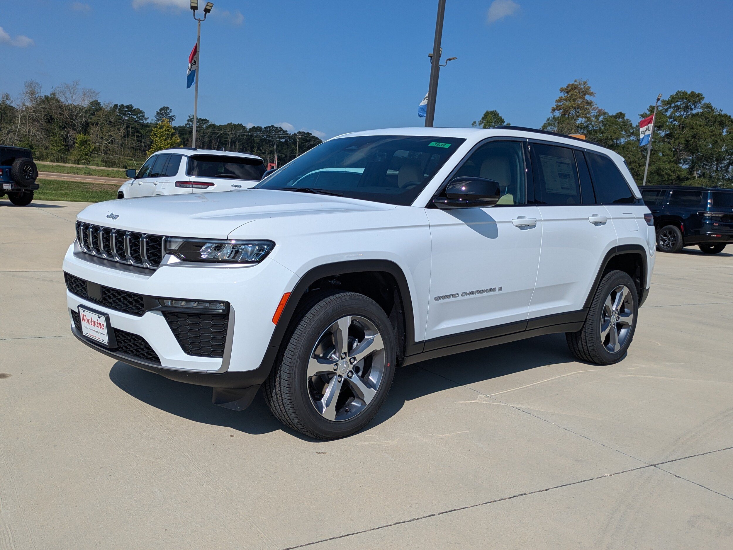 New 2026 Jeep Grand Cherokee Limited