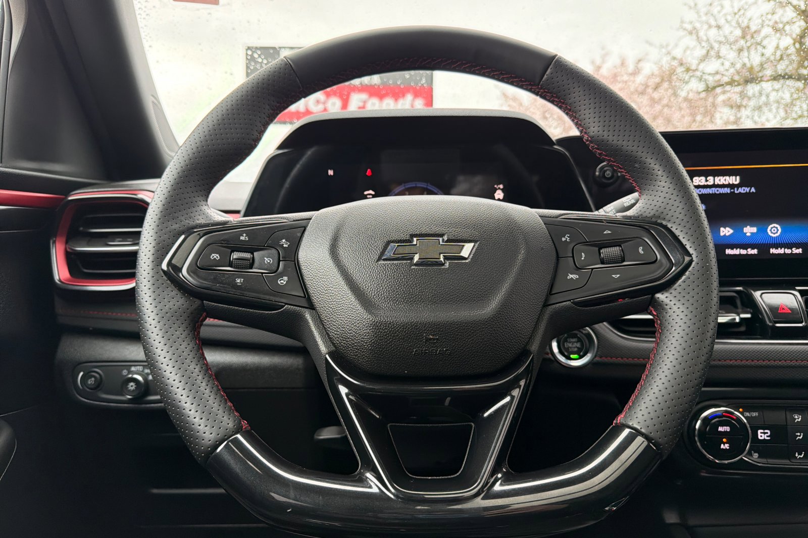 Used 2025 Chevrolet TrailBlazer RS w/ Convenience Package image 23