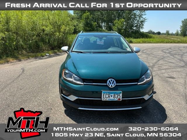 Used 2019 Volkswagen Golf Alltrack S AWD/4WD image 3