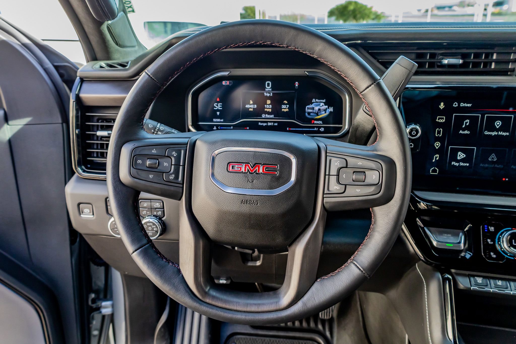 Used 2025 GMC Sierra 2500 AT4X w/ Snow Plow Prep/Camper Package image 19