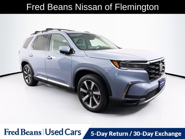 Used 2025 Honda Pilot Elite