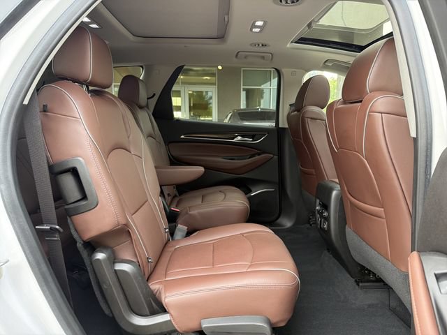 Used 2021 Buick Enclave Avenir w/ Avenir Technology Package AWD/4WD image 15