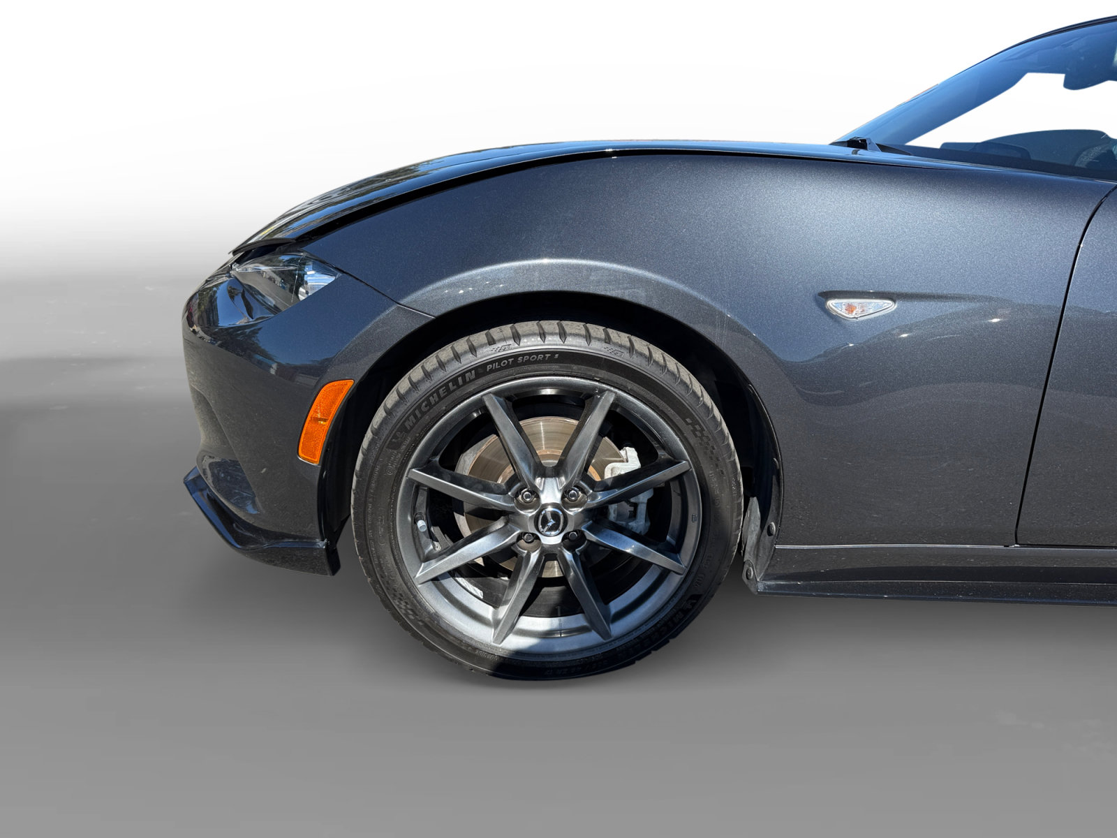 Used 2016 MAZDA MX-5 Miata Grand Touring RWD image 9