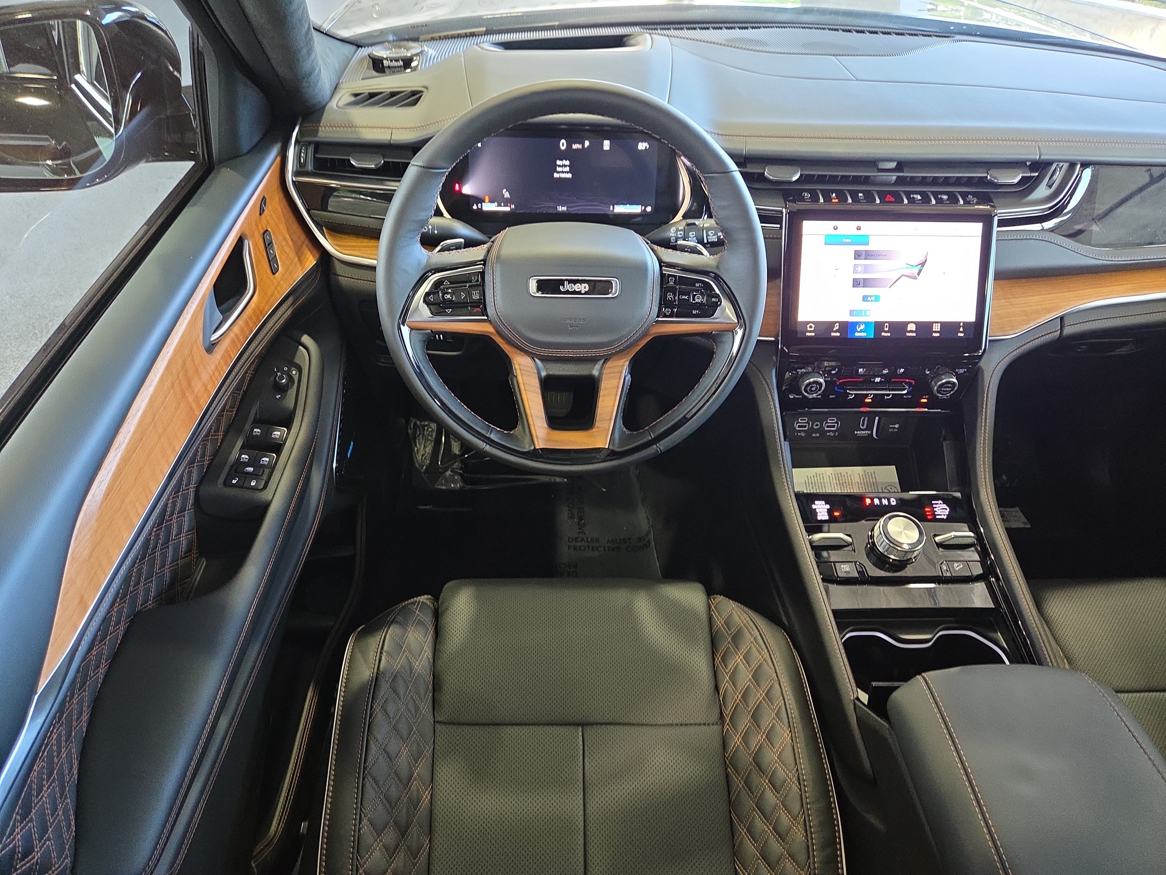 New 2025 Jeep Grand Cherokee L Summit AWD/4WD image 15