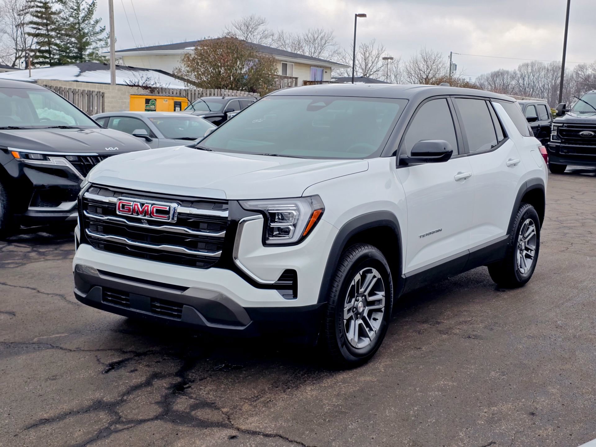 Used 2026 GMC Terrain Elevation image 10