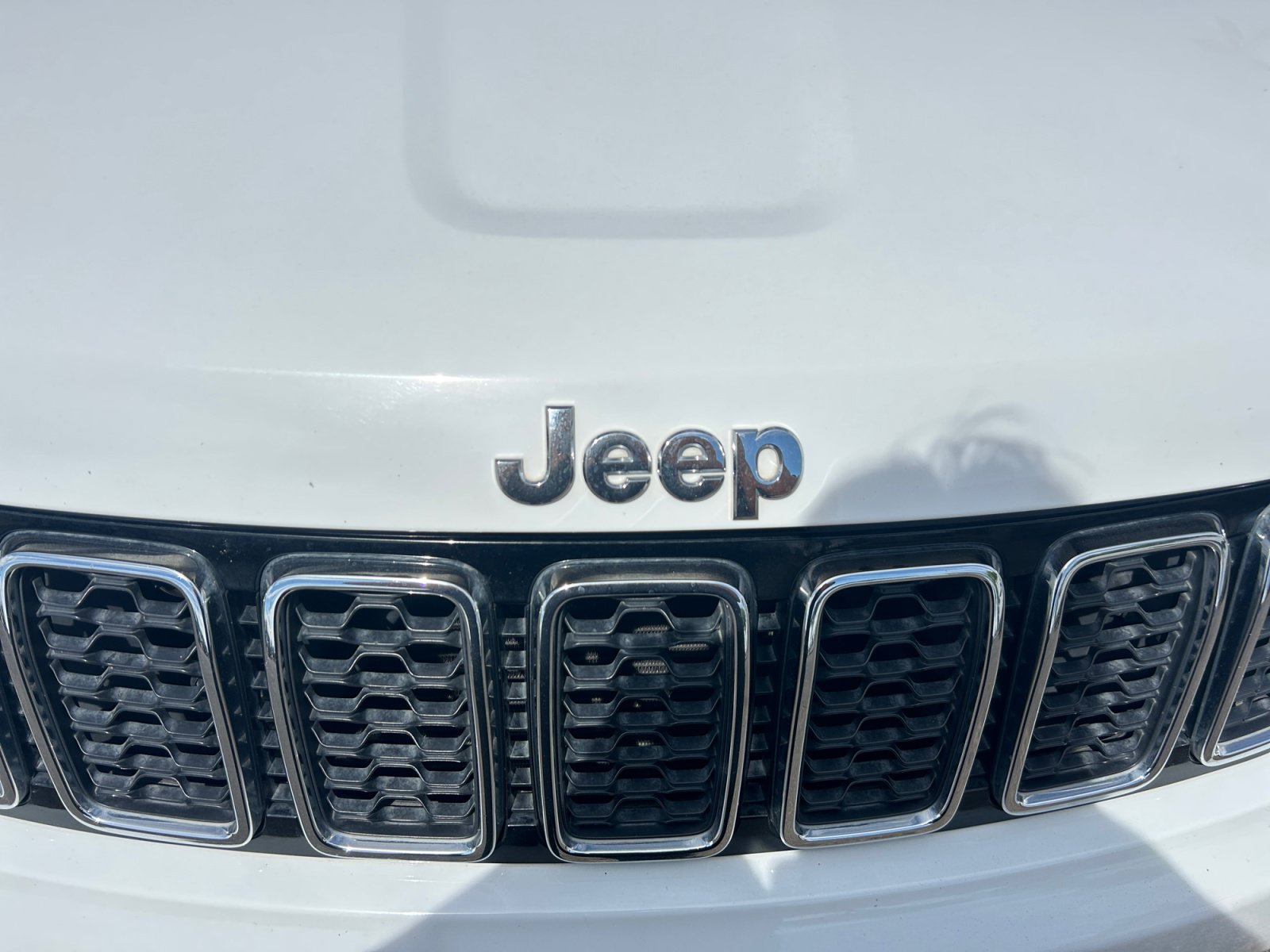 Used 2021 Jeep Grand Cherokee Laredo X AWD/4WD image 23