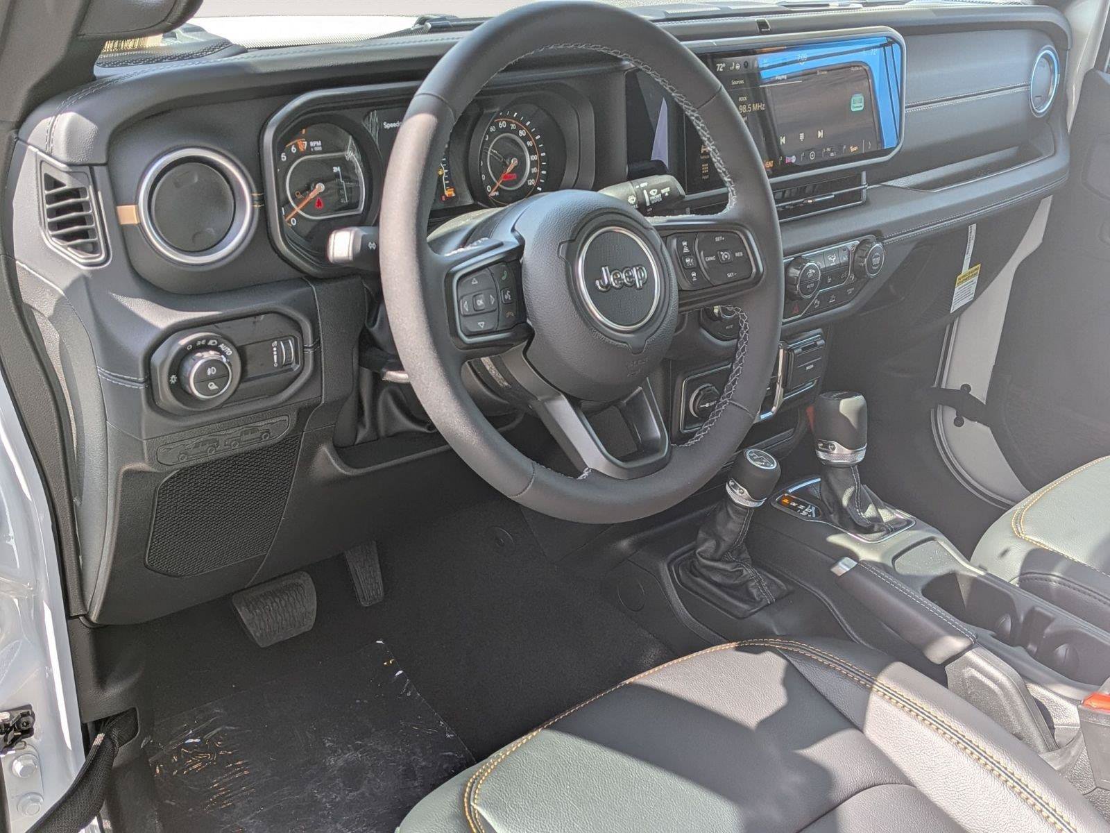 New 2026 Jeep Gladiator Sport AWD/4WD image 34