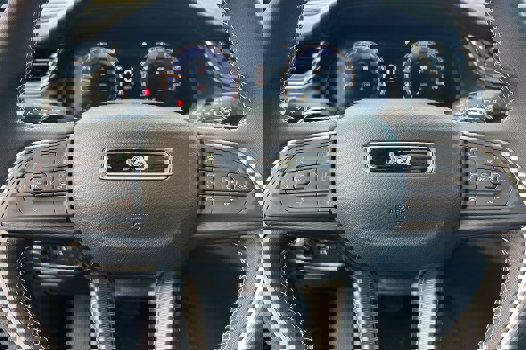 New 2025 Jeep Grand Cherokee Laredo X image 23